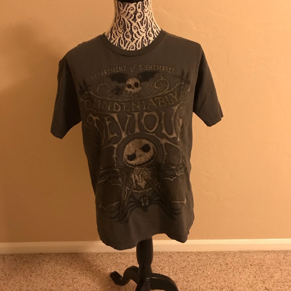 Men’s Nightmare before Christmas tee